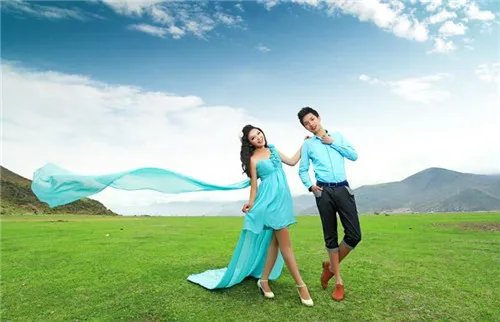 草原婚纱摄影景点推荐 草原拍婚纱照需要准备什么