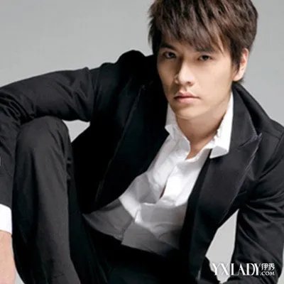 王传一主演的电视剧《美妙的奇遇情缘》王传一详细资料揭秘