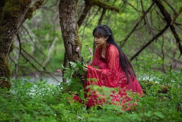 李子柒是不是文化输出引热议,你怎么看?