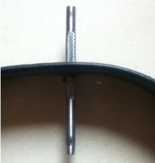 皮带打孔器怎么用图解