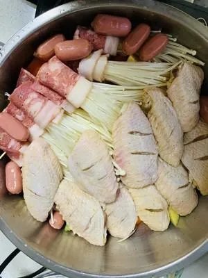 懒人版三汁焖锅怎么样做味道鲜美，上桌非常受欢迎？