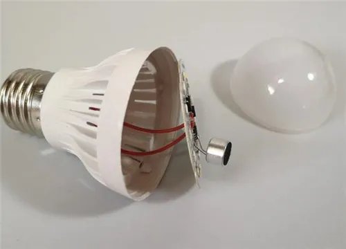 声控灯泡与普通灯泡有区别吗