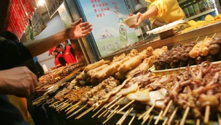 鍘﹂棬鍝噷鏈夊ソ鍚冪殑 鐩樼偣鍗佸ぇ涓嶅彲閿欒繃鐨勫帵闂ㄥ皬鍚�