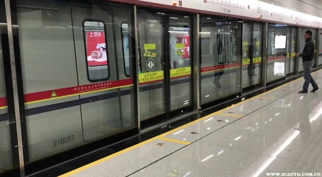 广州地铁运营时间最晚几点