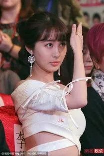 李菲儿是谁？为何近日频频上热搜？