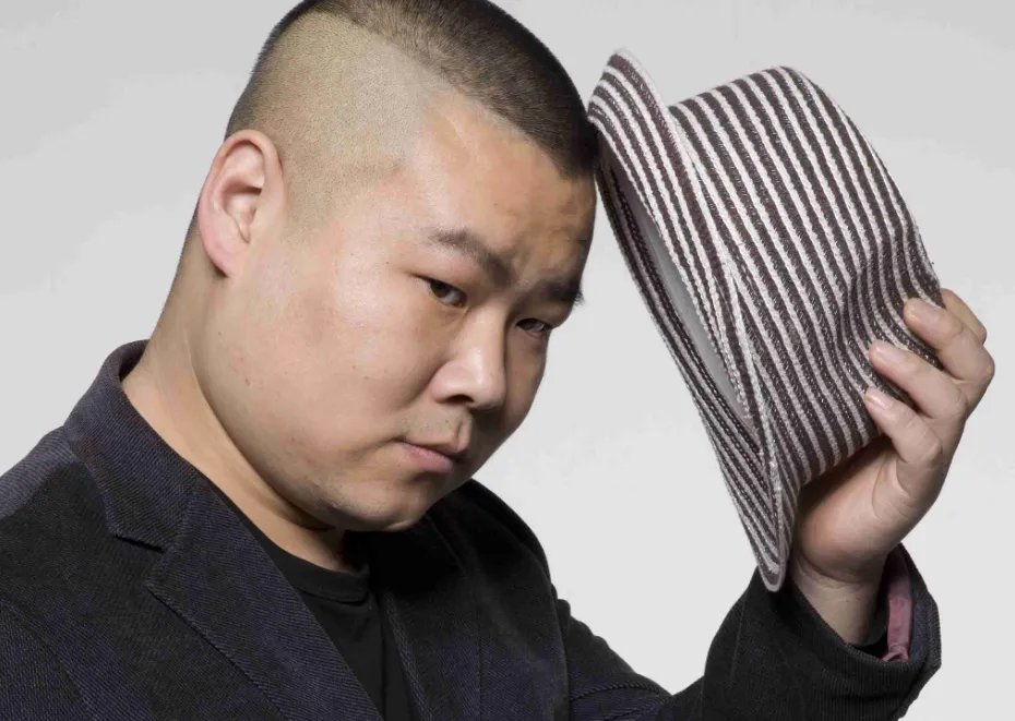 岳云鹏得知偶像王菲要加自己好友，为什么当众拒绝呢？背后有什么原因呢？