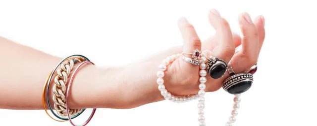 无名指戒指什么意思