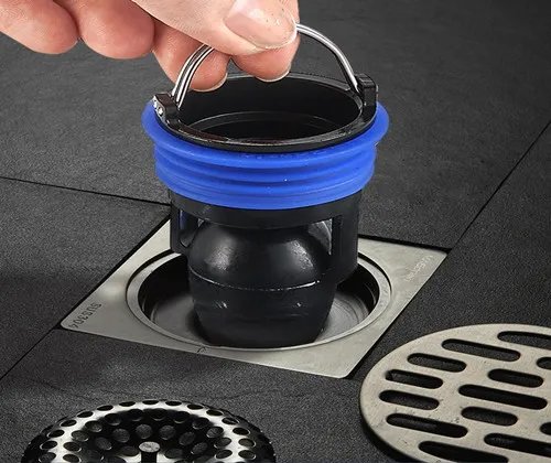 地漏芯怎么取出来