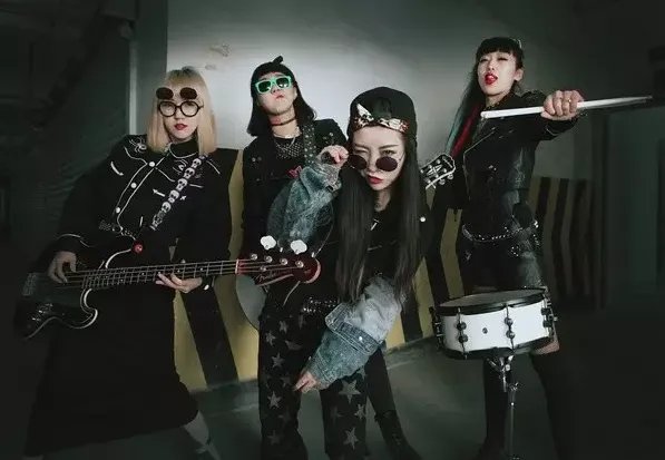 过失乐队的介绍