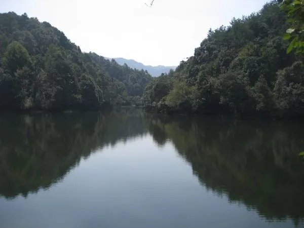 半城山半城水的芜湖的山水