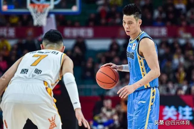 首钢和山西男篮的常规赛中，林书豪被外援富兰克林所撞到，翟晓川上前出头，你怎么看？