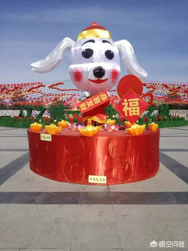 #元宵对联#上联:元宵佳节大观灯，请才子佳人对？