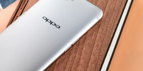 目前手机排名前十位的是哪些？