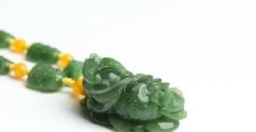 貔貅代表什么含义，哪些人不适合带？