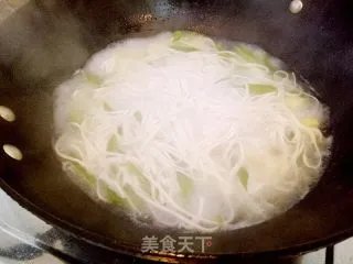 家常土豆面