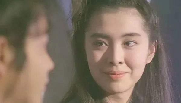 当50岁邱淑贞撞上51岁王祖贤，网友为何说这是我见过最有杀伤力的对比？