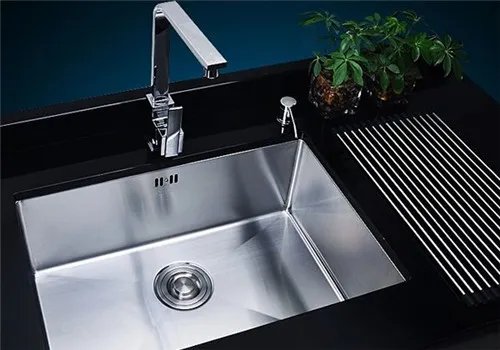单水槽还是双水槽好  单槽双槽的优缺点分析