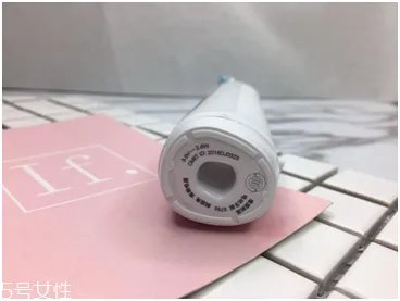 欧乐b电动牙刷怎么样？四个刷头很好用