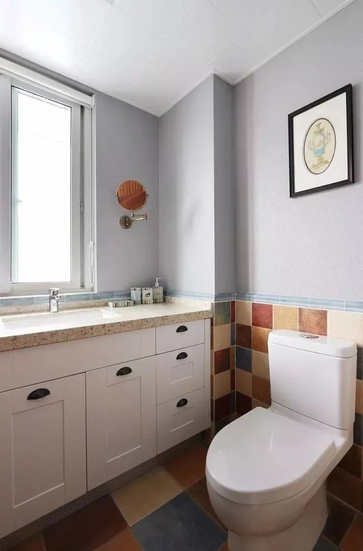 卫生间墙面效果图，卫生间墙砖腰线选择！