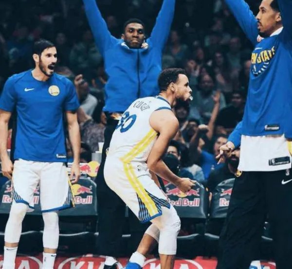 库里45分勇士对快船多少连胜?