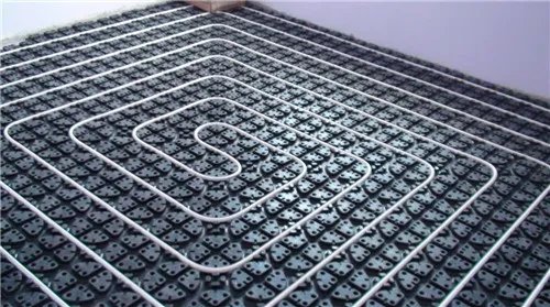 地暖地板是热的吗