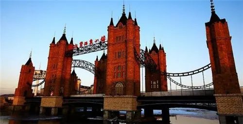 思拉堡温泉小镇住宿有哪些配套设施