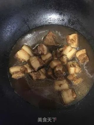 红烧肉炖土豆