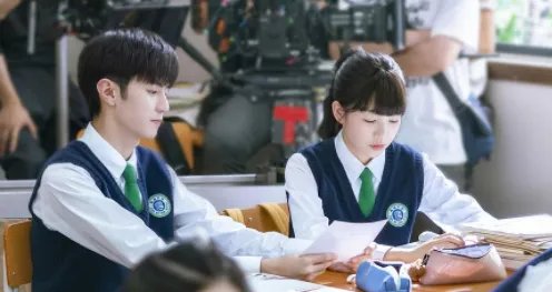 暗格里的秘密讲的什么 揭秘暗格里的神秘事件？