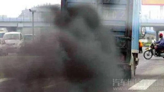 柴油车冒黑烟怎么回事 柴油车冒黑烟解决办法