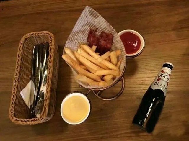 大连有哪些好玩的酒吧？