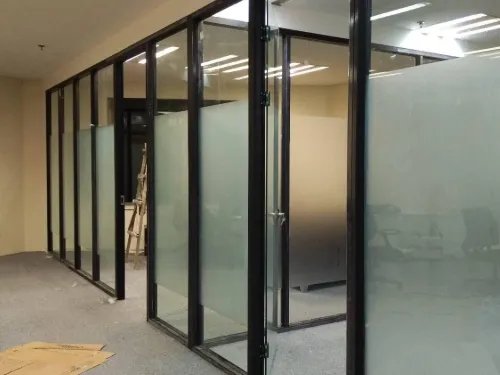 玻璃隔断上下怎样固定