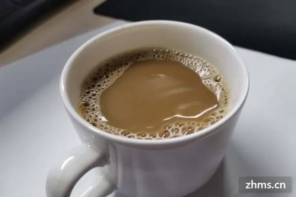 星巴克咖啡店的加盟费多少钱？