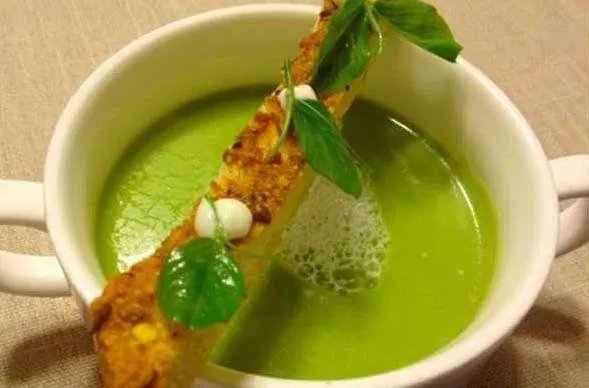 荷兰有什么特色美食？