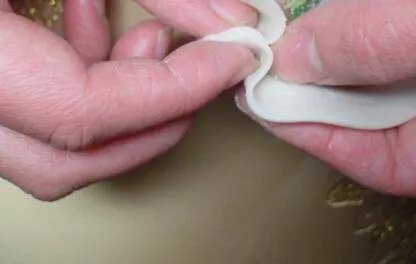 包饺子的方法