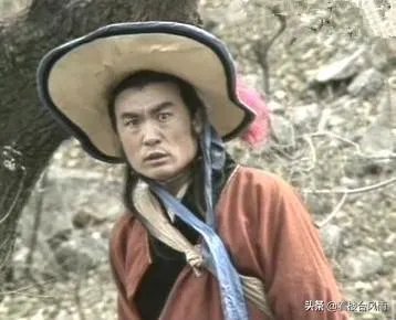 《水浒传》武松的扮演者,丁海峰和祝延平你认为哪个更形象?为何?