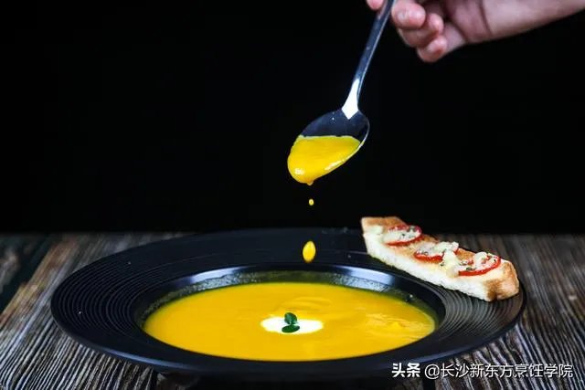 学西餐主要是学什么？