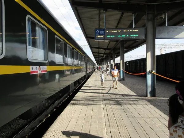 12306系统又崩了，系统崩溃会给人们带来哪些影响？