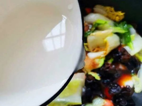 白菜炖豆腐怎样做才好吃？有什么小窍门？