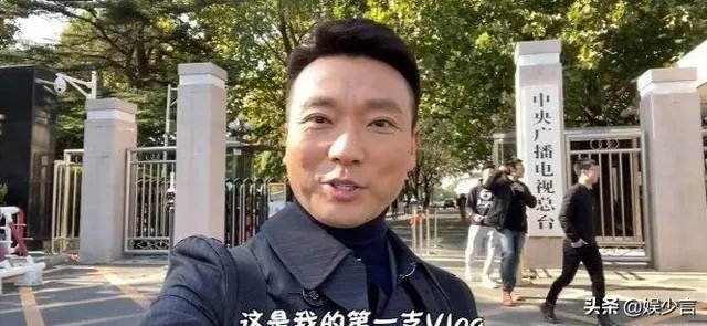 康辉为什么突然这么火？