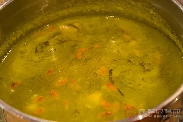 乌鸡汤的功效与作用是什么