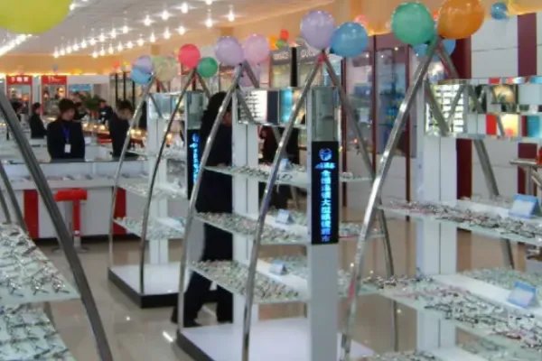 直通车的眼镜怎么样?信得过吗?