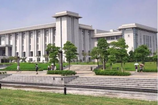 建筑专业排名大学