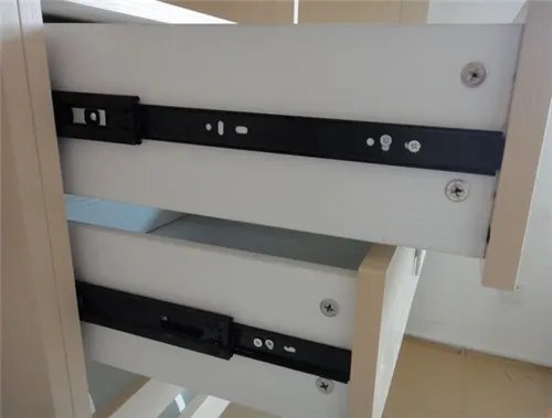 抽屉轨道怎么安装