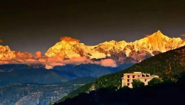 离开央视，藏族青年在海拔4000米打造云巅之家，潇洒！