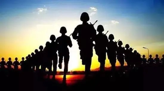 退役军人逐月领取退役金安置办法骂声一片