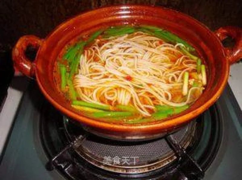 砂锅米线