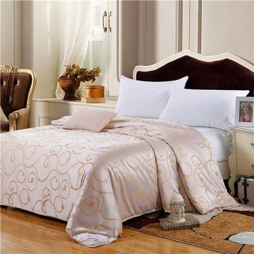 蚕丝被成坨坨怎么处理