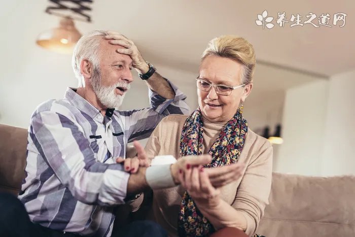 生孩子，逼周迅不如逼高圣远