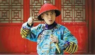 鹿鼎记中,阿珂为什么会选择韦小宝？原因是什么？