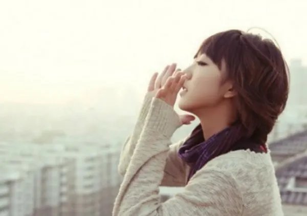 治愈失恋最有效的方式是什么，是立刻恋上另一个人吗？